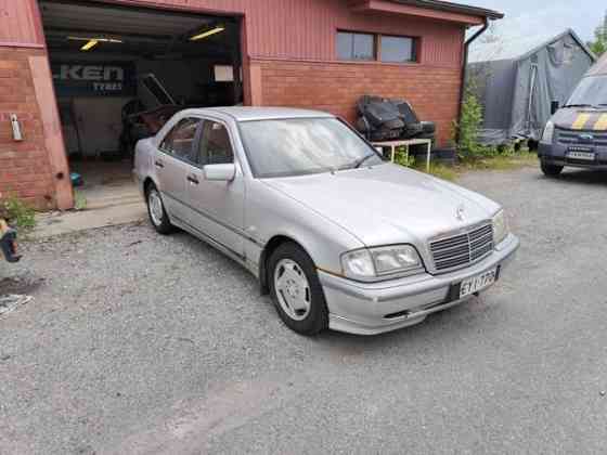 Mercedes-Benz 180 Tampere