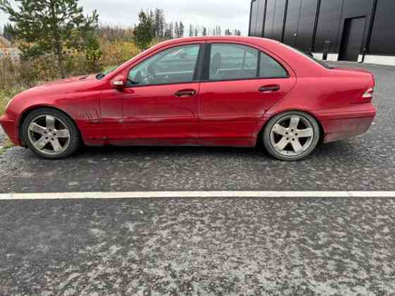 Mercedes-Benz C Yloejaervi