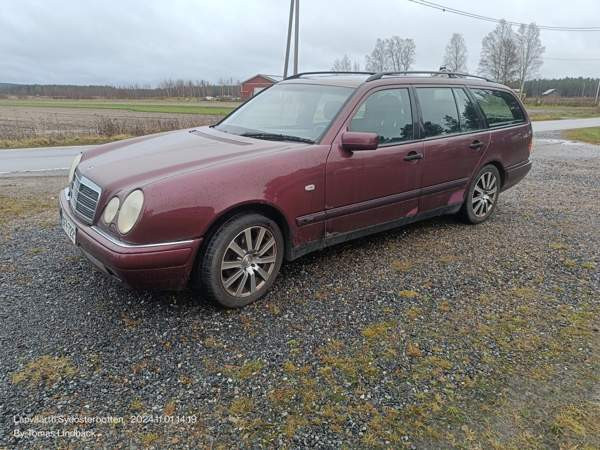 Mercedes-Benz 230 Kristiinankaupunki - photo 5