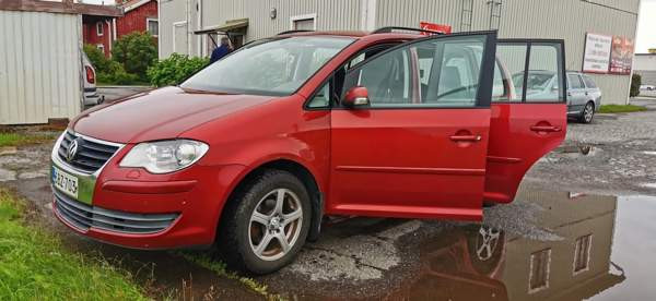 Volkswagen Touran Vöyri – foto 2