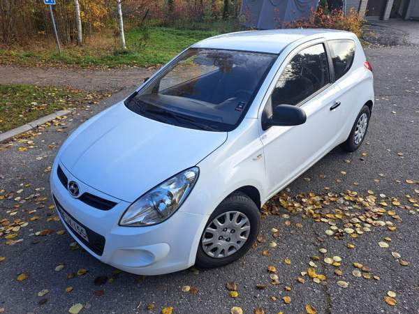 Hyundai i20 Glebychevo - valokuva 1
