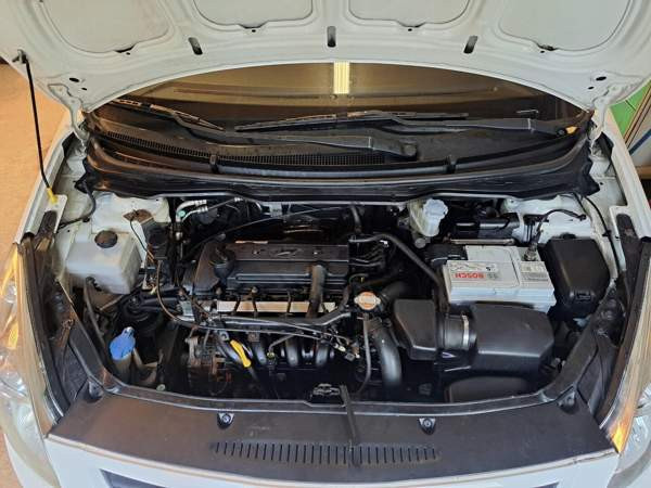 Hyundai i20 Glebychevo - valokuva 8