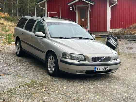 Volvo V70 Луга
