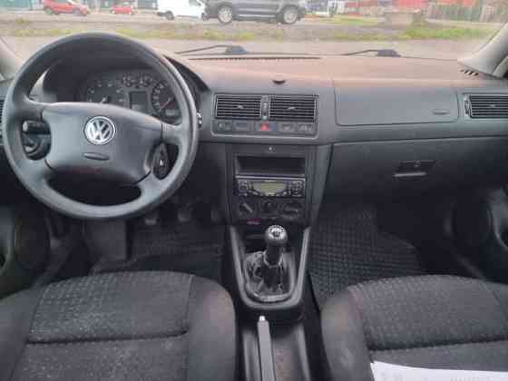 Volkswagen Golf Turtkul