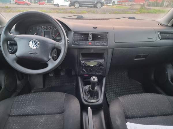 Volkswagen Golf Turtkul - valokuva 2