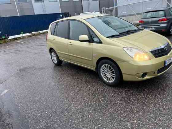 Toyota Corolla Verso Helsinki