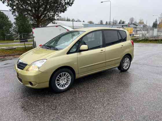 Toyota Corolla Verso Helsinki