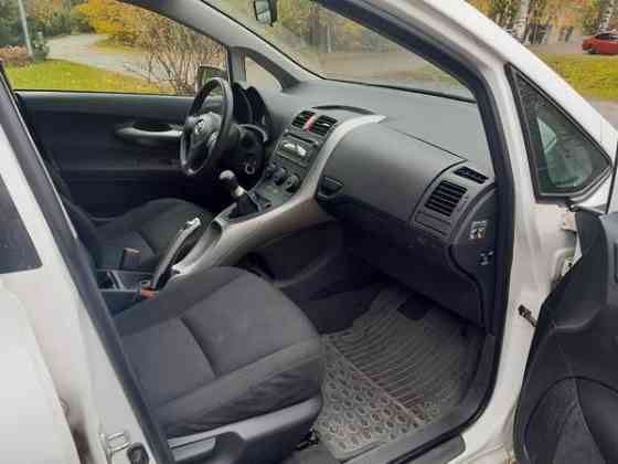 Toyota Auris Глебычево