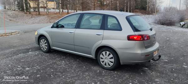 Fiat Croma Joensuu - valokuva 4