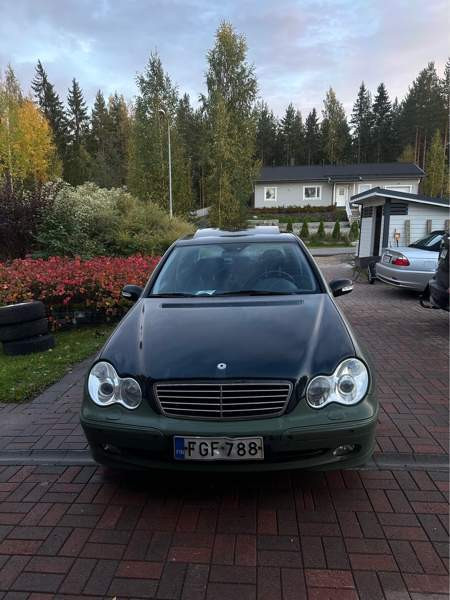 Mercedes-Benz C Luga – foto 2