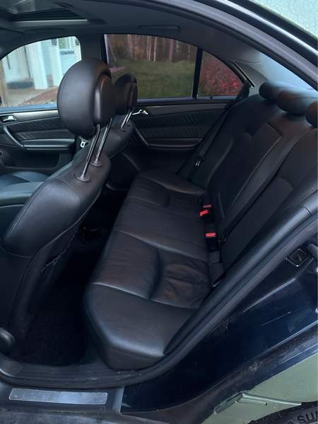 Mercedes-Benz C Luga – foto 7