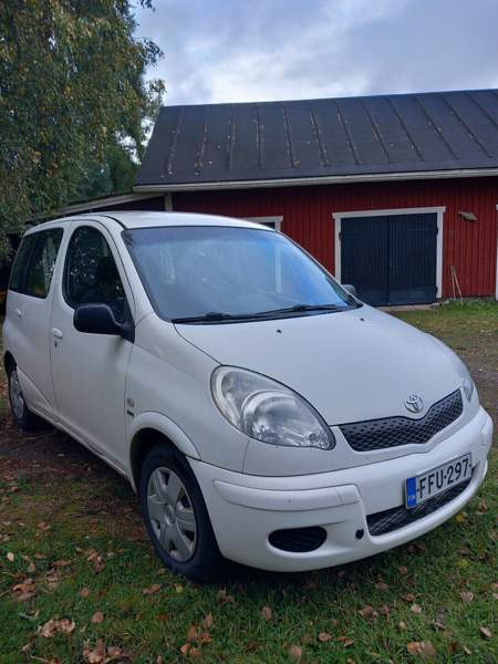 Toyota Yaris Verso Padasjoki - valokuva 5