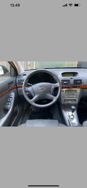 Toyota Avensis Каарина - изображение 2