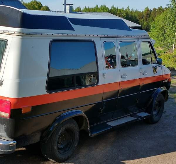 GMC Vandura Luumäki - valokuva 1