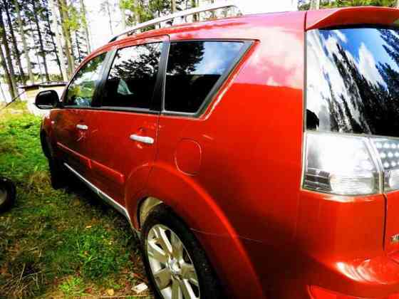 Mitsubishi Outlander Исалми