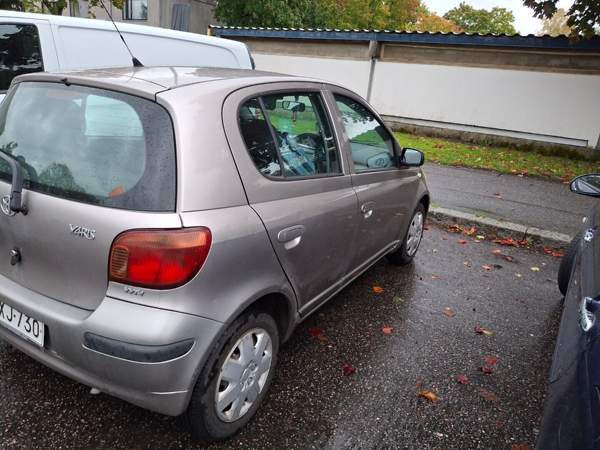 Toyota Yaris Helsinki - valokuva 3