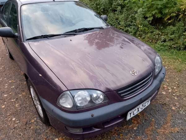 Toyota Avensis Jyväskylä - valokuva 2