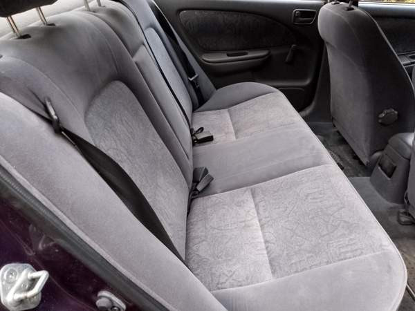 Toyota Avensis Jyväskylä - valokuva 8