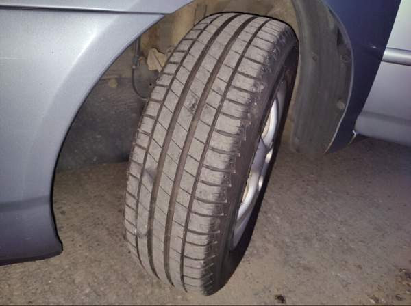 Toyota Corolla Oulu - valokuva 4