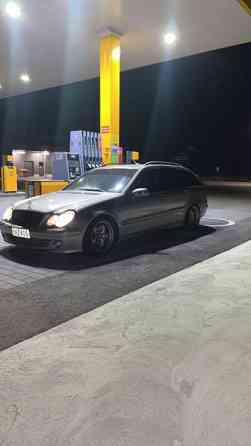 Mercedes-Benz 220 Rauma