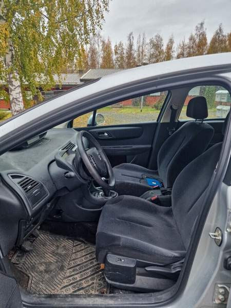 Citroen C4 Luga - valokuva 8