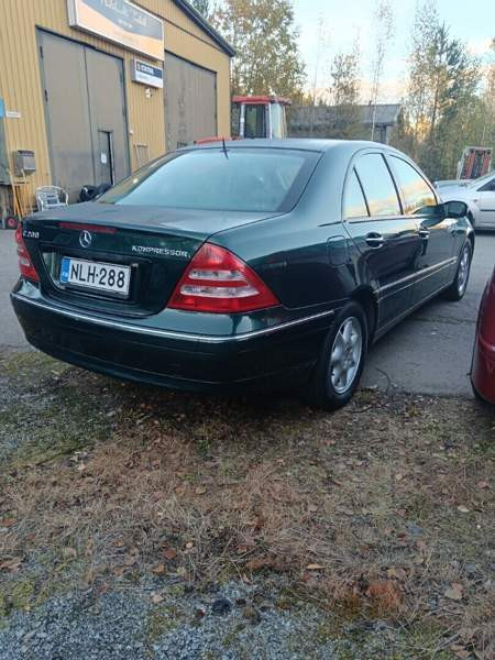 Mercedes-Benz C Tampere - valokuva 4