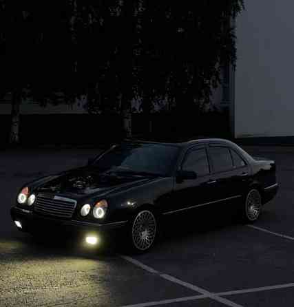 Mercedes-Benz E Varkaus