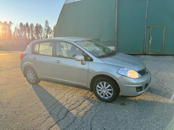 Nissan Tiida Sodankylä - valokuva 1