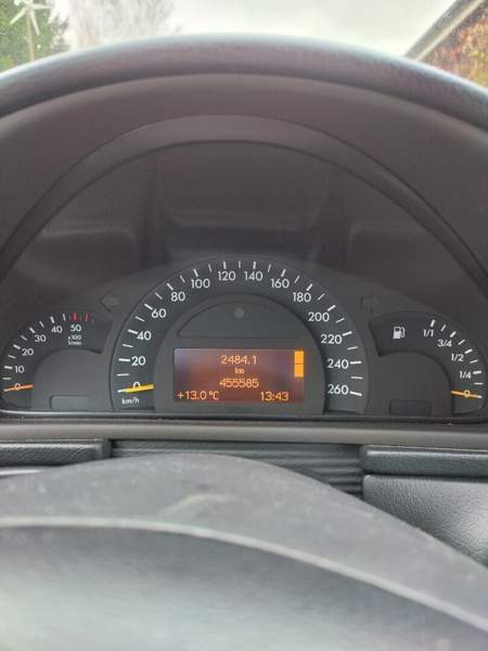 Mercedes-Benz 220 Uusikaarlepyy - valokuva 6