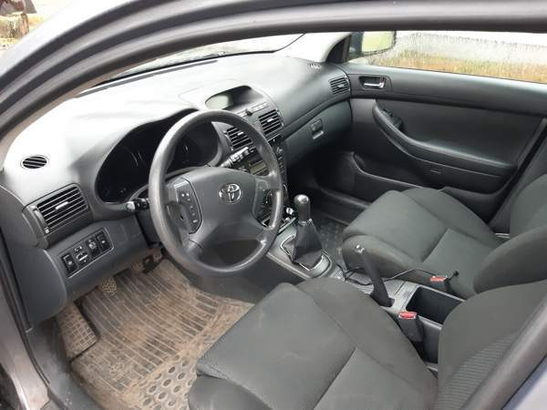 Toyota Avensis Kiuruvesi - valokuva 1