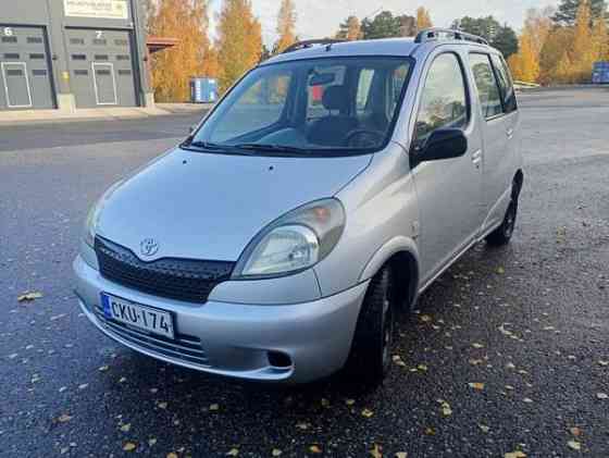 Toyota Yaris Verso Asikkala