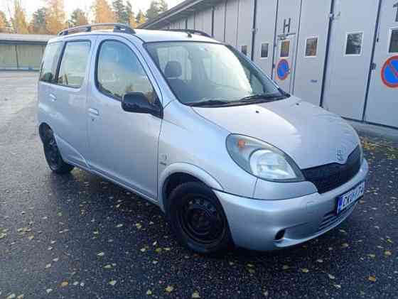 Toyota Yaris Verso Asikkala