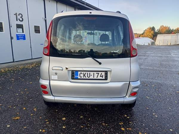 Toyota Yaris Verso Asikkala - valokuva 7