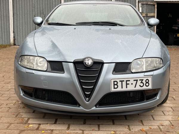 Alfa Romeo GT Oulu - valokuva 2