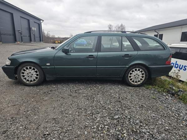 Mercedes-Benz C Vaasa - valokuva 3