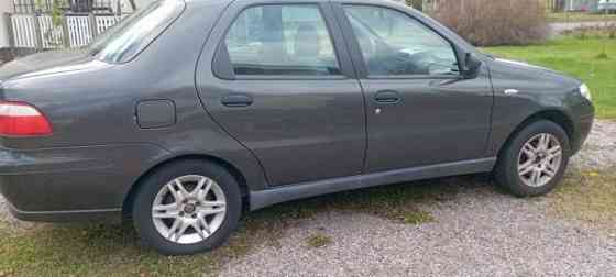 Fiat Albea Mänttä-Vilppula