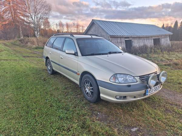 Toyota Avensis Vesanto - valokuva 7