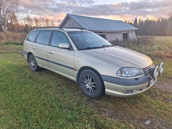 Toyota Avensis Vesanto - valokuva 8