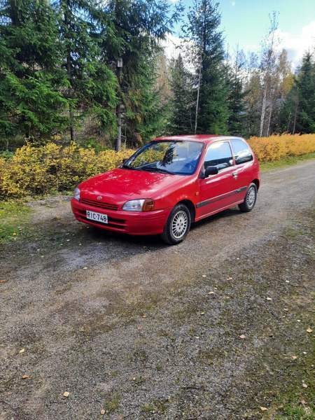 Toyota Starlet Ювяскюля - изображение 1