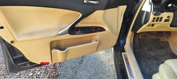 Lexus IS Jaervenpaeae - photo 8