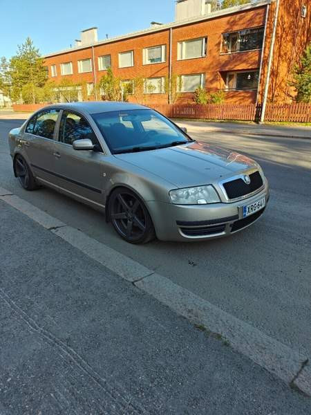 Skoda Superb Hyvinkää - valokuva 6
