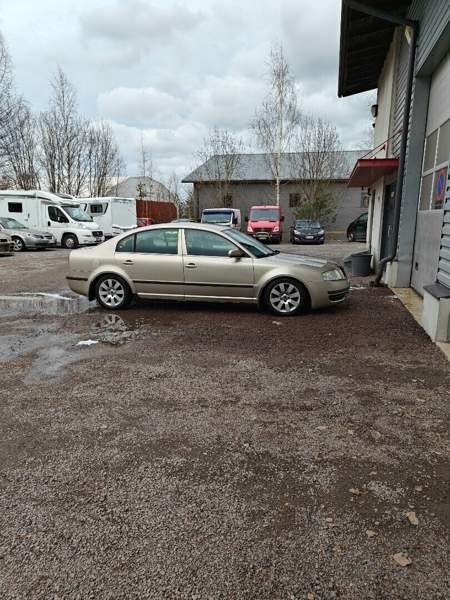 Skoda Superb Hyvinkää - valokuva 4
