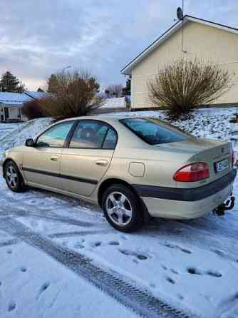 Toyota Avensis Торнио