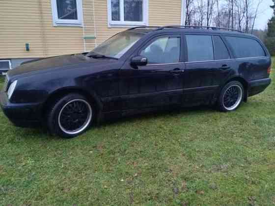 Mercedes-Benz E Sotkamo