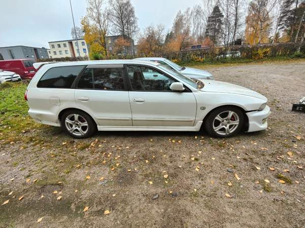 Mitsubishi Legnum Vantaa - valokuva 3