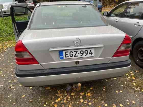 Mercedes-Benz 220 Куопио