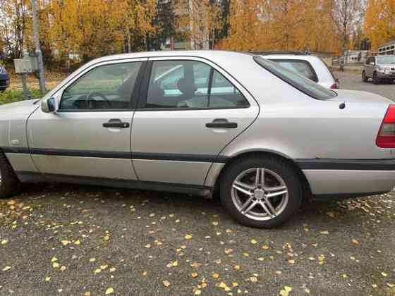 Mercedes-Benz 220 Куопио