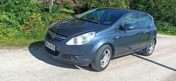 Opel Corsa Kurikka - valokuva 1