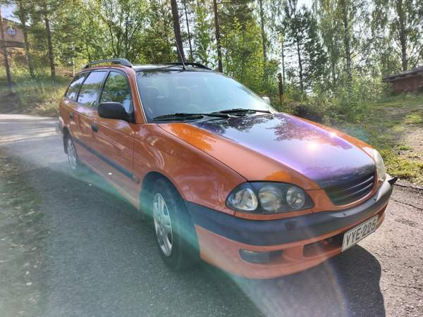 Toyota Avensis Outokumpu - valokuva 6