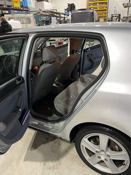 Volkswagen Golf Uurainen - valokuva 8